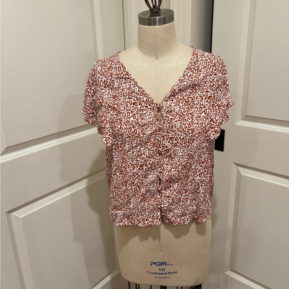 Loft Brown Leopard Flutter Sleeve Top